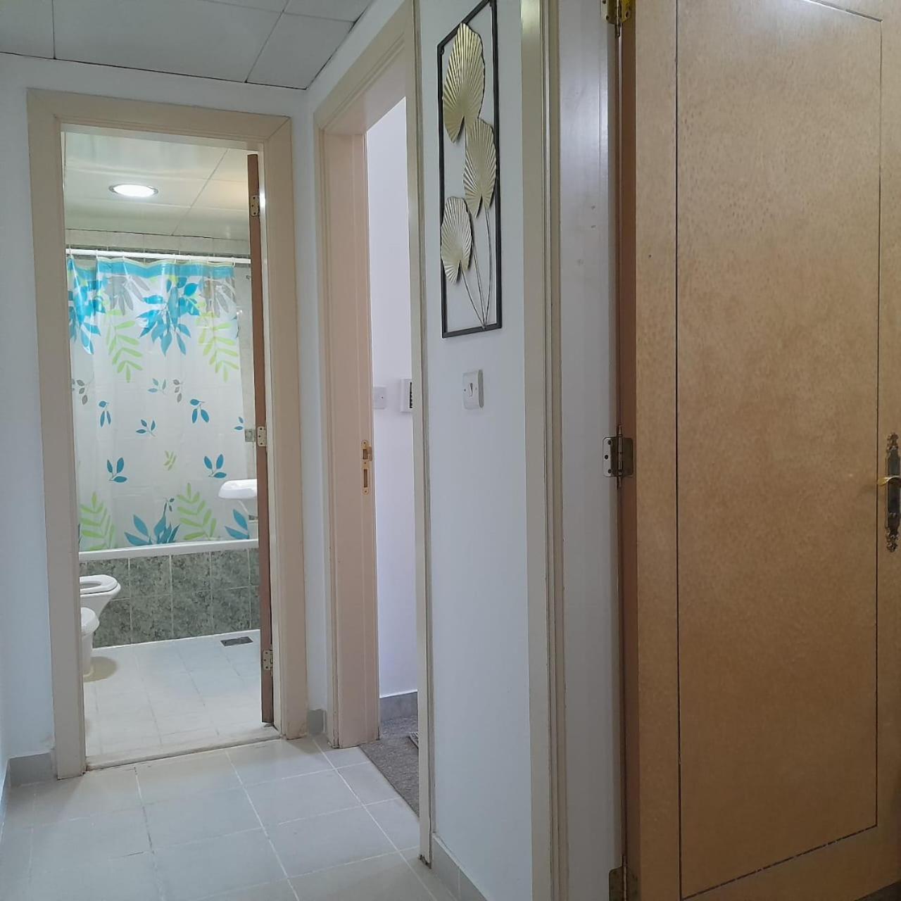 Homestay Double - Shared Bathroom, No Parking